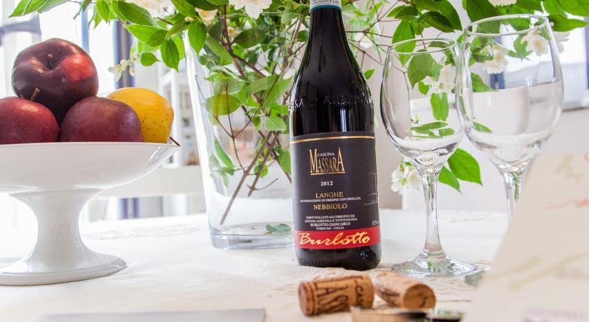 Cascina Arcangelo Raffaele Verduno Phòng bức ảnh